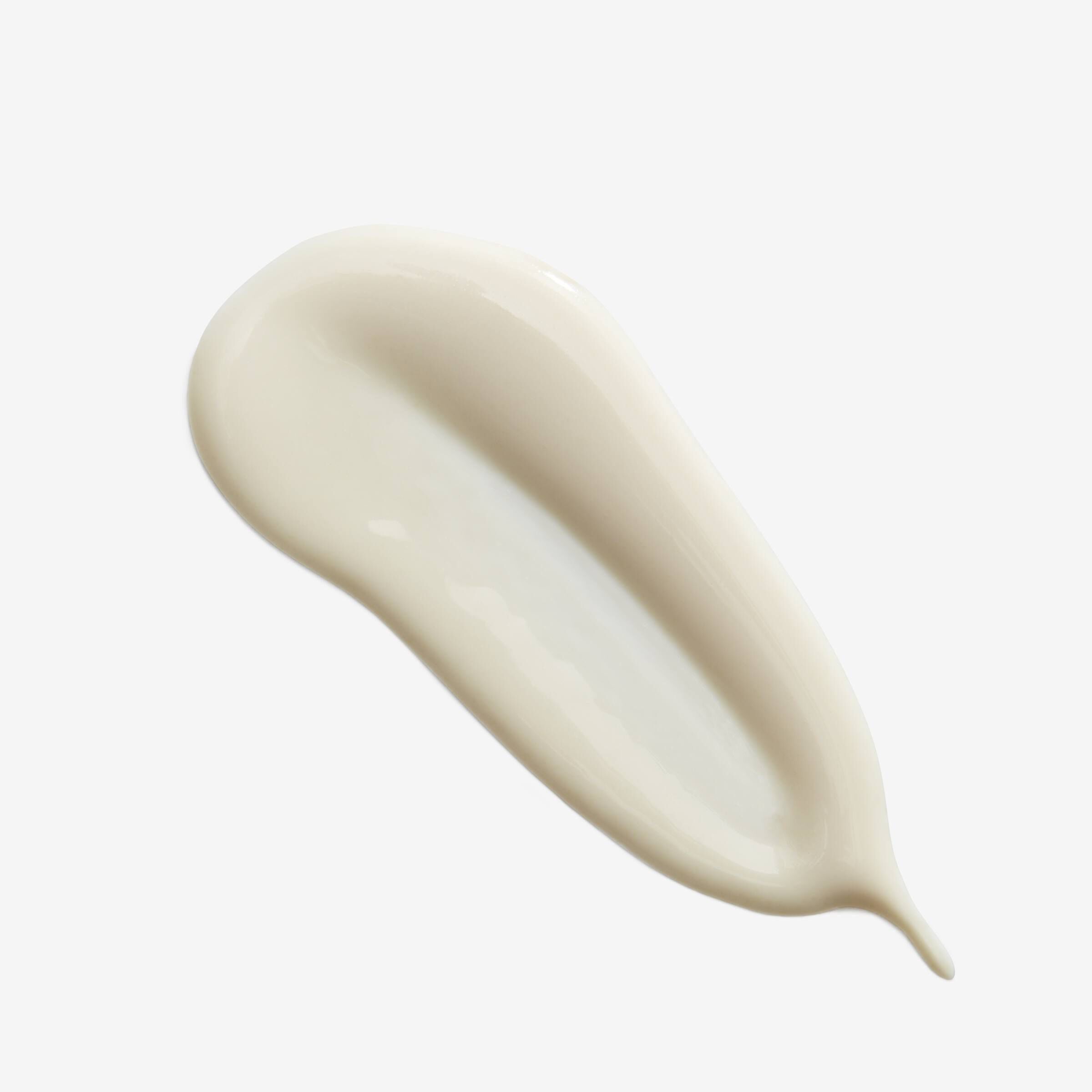 Ultra-Light Daily Facial Sunscreen UV Defense SPF 50 PA++++