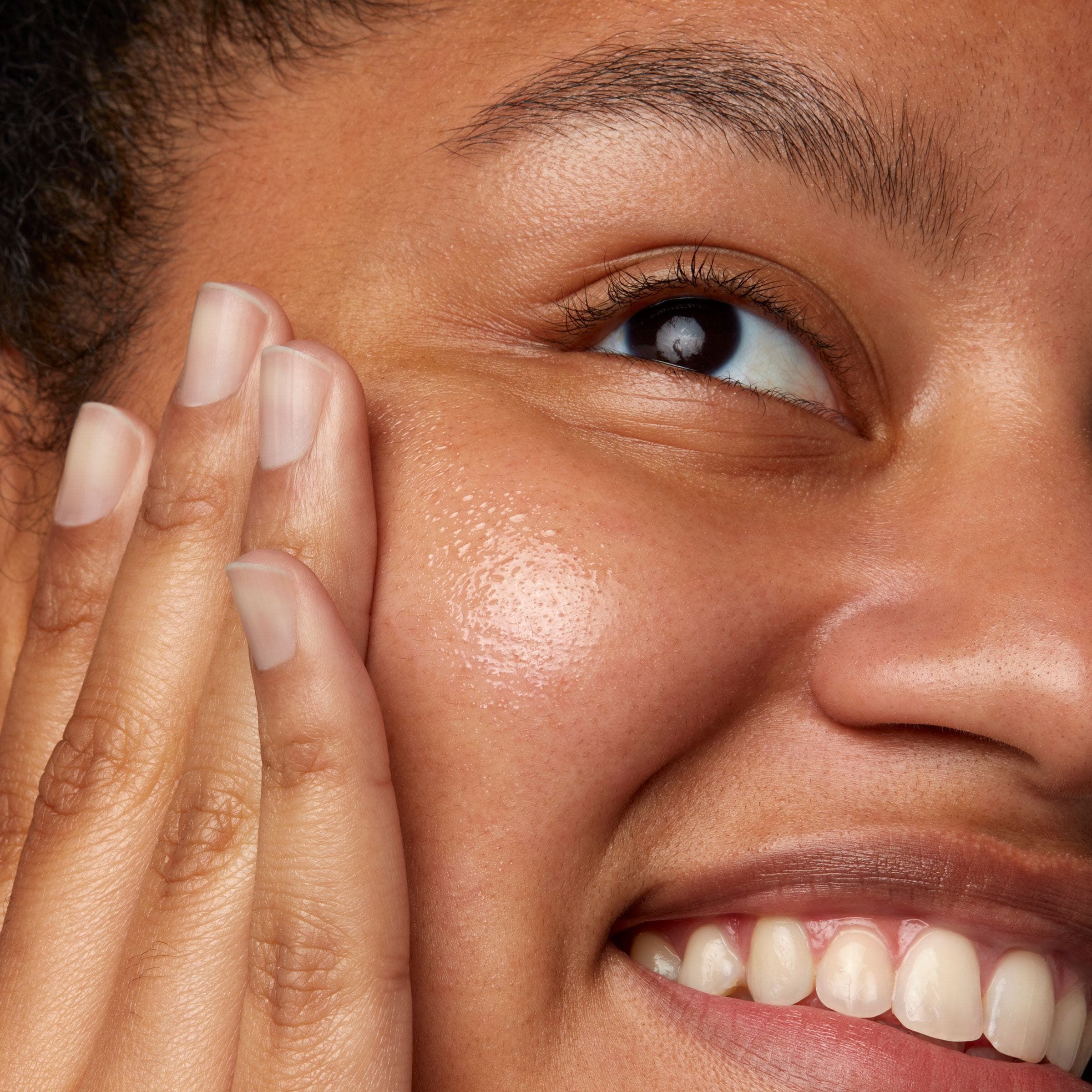 8 Tips To Get Glowing Skin